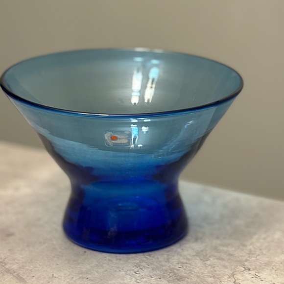 Vintage Mid Century Blenko Blue Glass Center Bowl w/Label - Picture 12 of 12